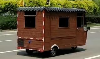 小型旅游房车多少钱